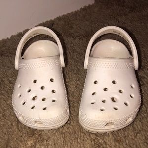 TODDLER CROCS